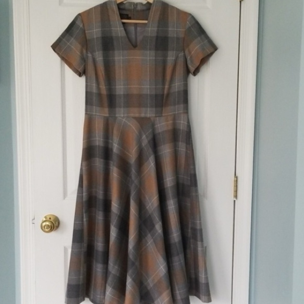 Pendleton Brown and Gray V-neck A-line Midi Dress